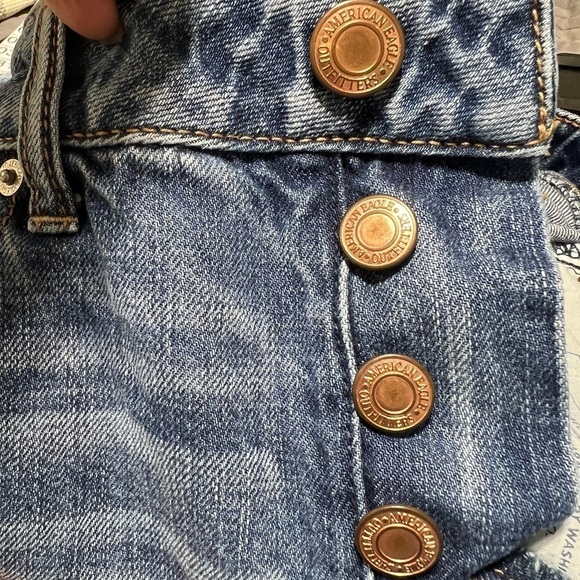 AMERICAN EAGLE Boy Crop Button Up Jeans, Size 2 -#307 - Picture 2 of 13